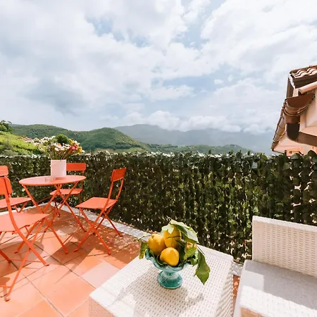 Tramonti Resort *